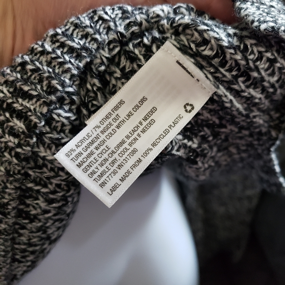 A New Day Black Grey White Marled V-neck Sweater M - Picture 6 of 6